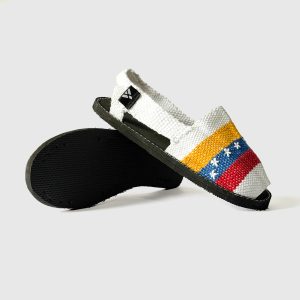 Alpargatas VX: <br/>Blancas Tricolor