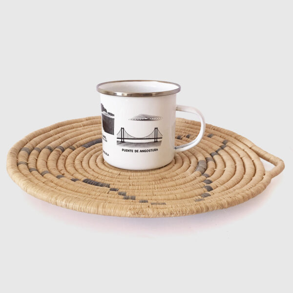 Taza de Peltre. <br/>Bolívar Blanco y Negro - Imagen 3