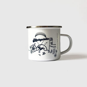 Taza de Peltre. <br/>Margarita Blanco y Negro